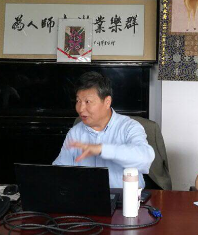 万毅平.png